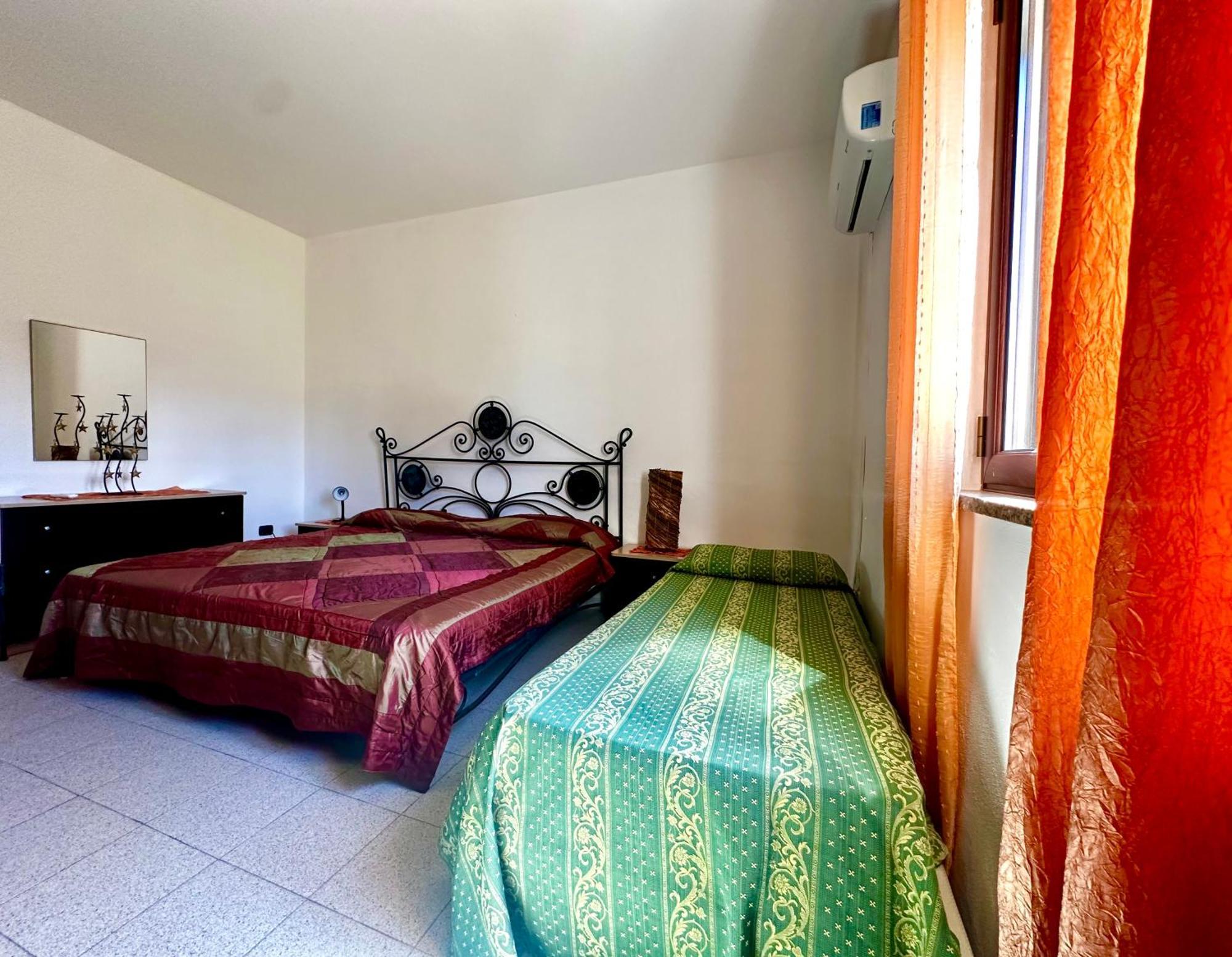 Casa Del Sole Appartement Campofelice Di Roccella Buitenkant foto