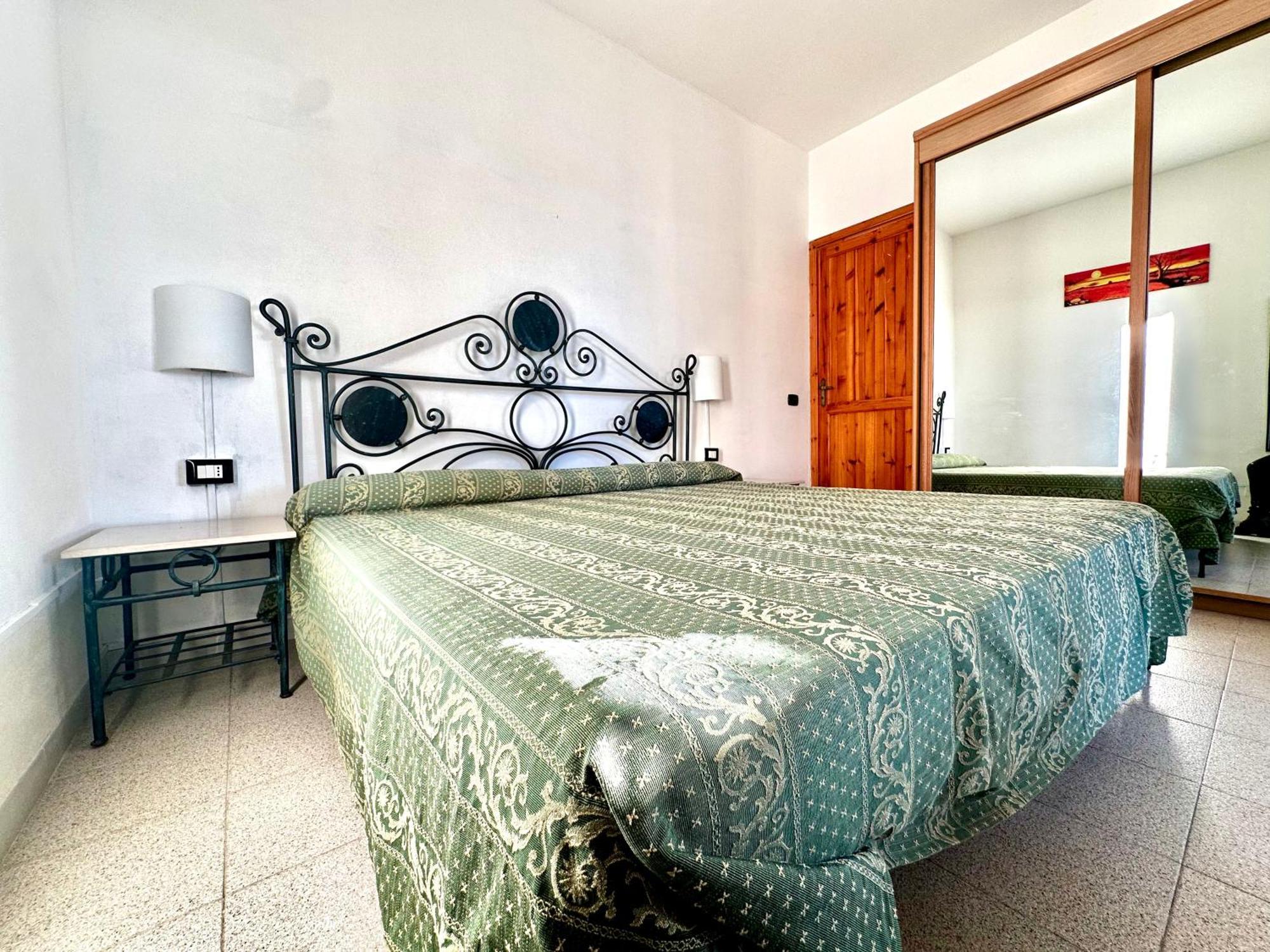 Casa Del Sole Appartement Campofelice Di Roccella Buitenkant foto